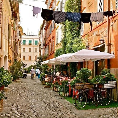 Moro Magenta 4 Casa E Appartamento Per Vacanze Рим Екстериор снимка